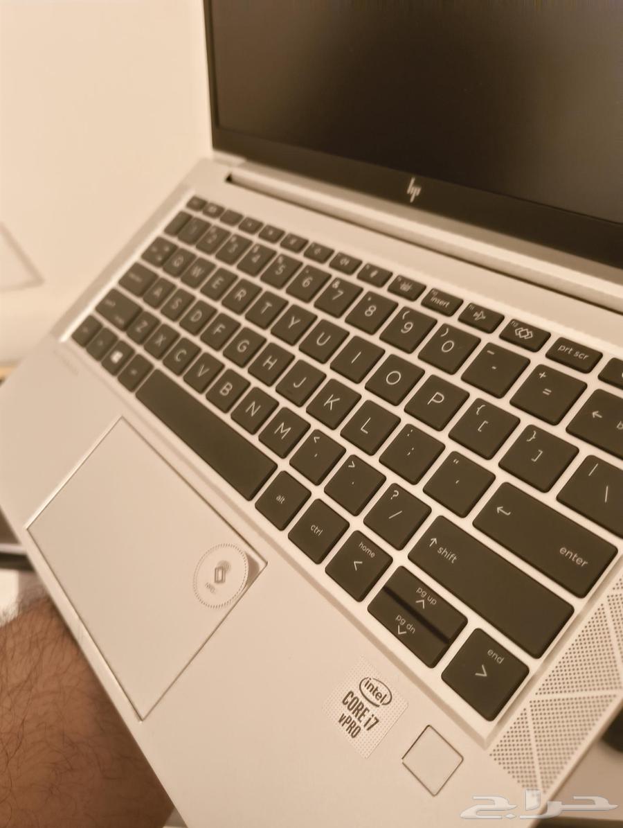 HP Elite Book من الجيل العاشر Core i7 بذاكرة وصول عشوائي 8 جيجابايت وسعة تخزين 256 جيجابايت من نوع SSD64476601102593111