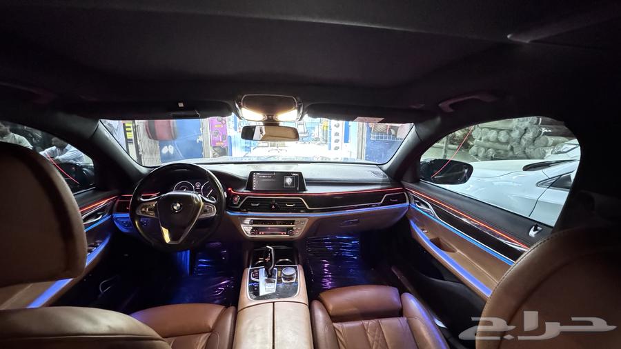 Installing an internal LED on a 2019 BMW 74064189873225218114