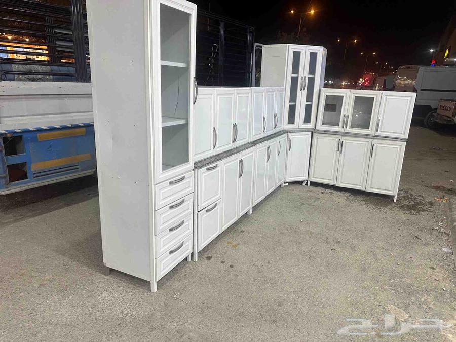 Used 6-meter kitchen, clean, 1500 including delivery and installation within Riyadh64464408435329111
