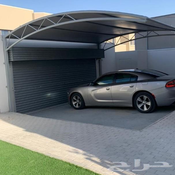 Pergola installation for seating areas64190693977346113