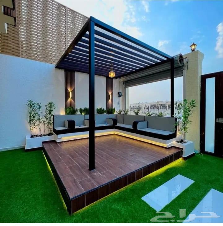 Pergola installation for seating areas64190693977346110