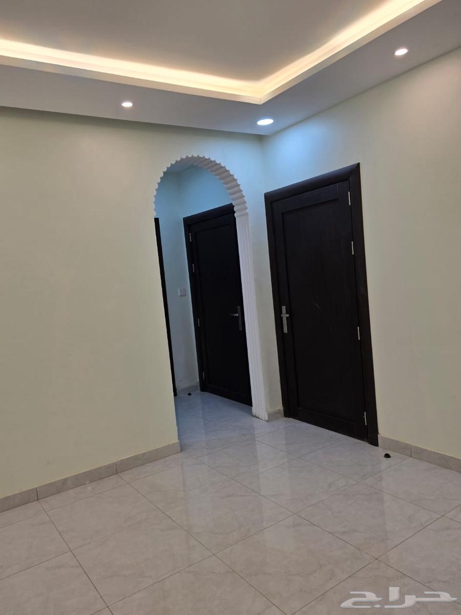 شقه 4 غرف بحي الرياض جديده (تواصل واتساب)64156483205889113