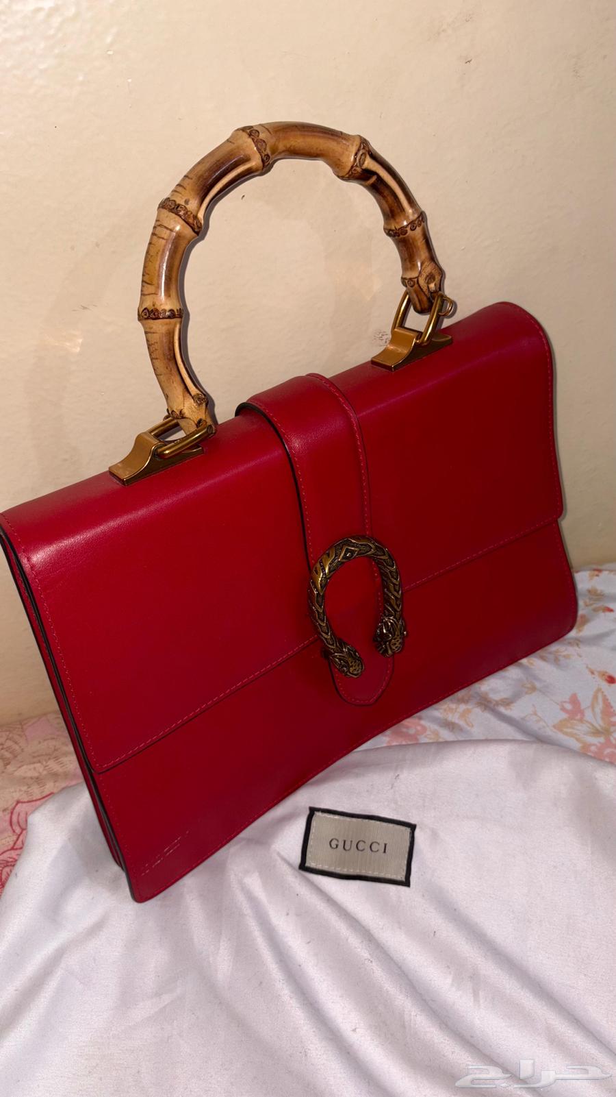 شنطة قوتشي كلاسيكيه64836780645378110