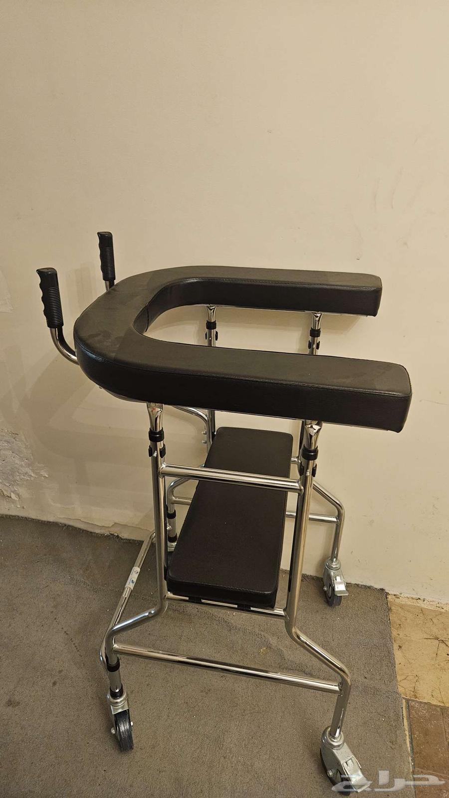 Medical Walker64837776782977111