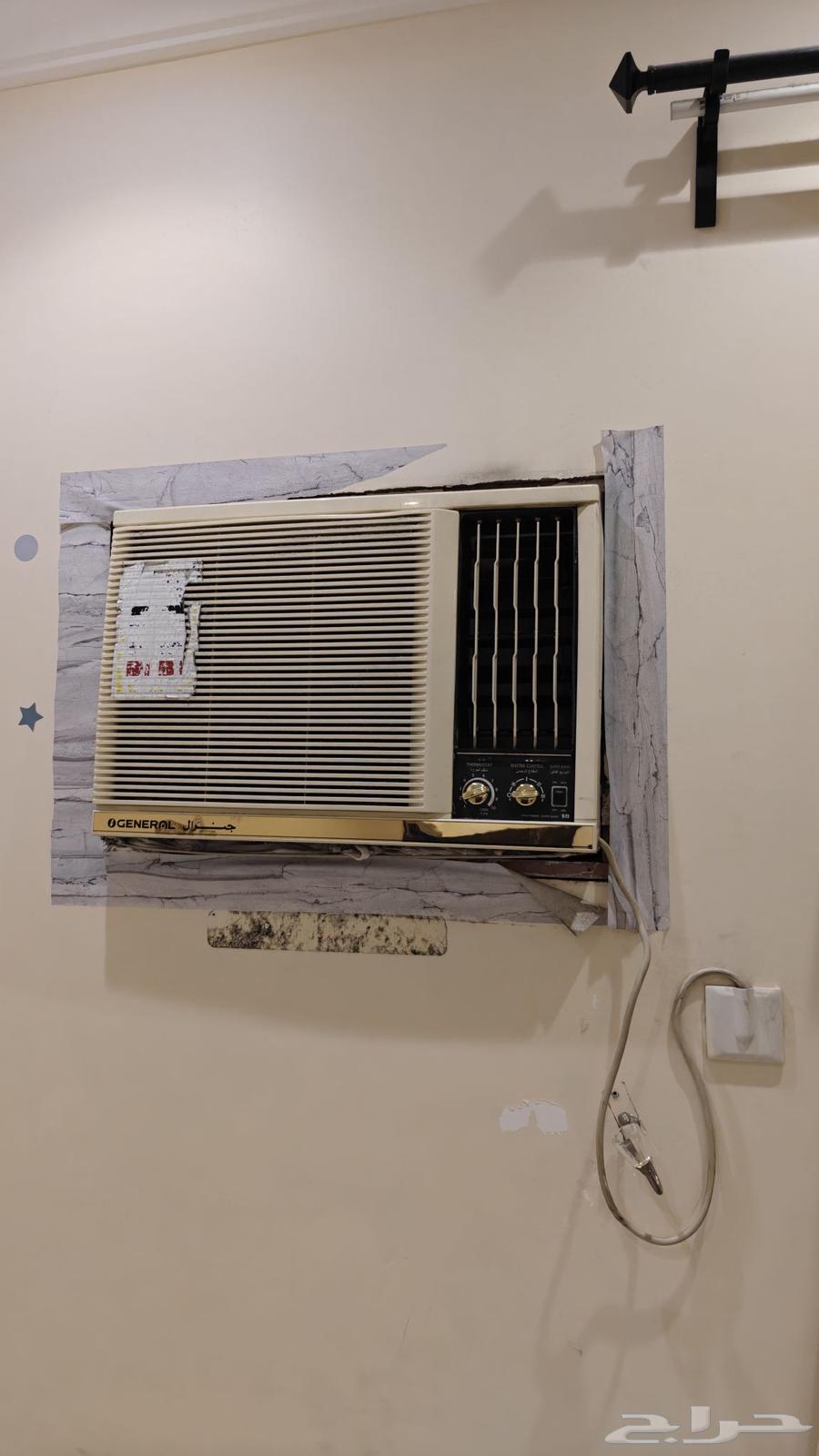 2 Window Air Conditioners Ogeneral64836664206594111