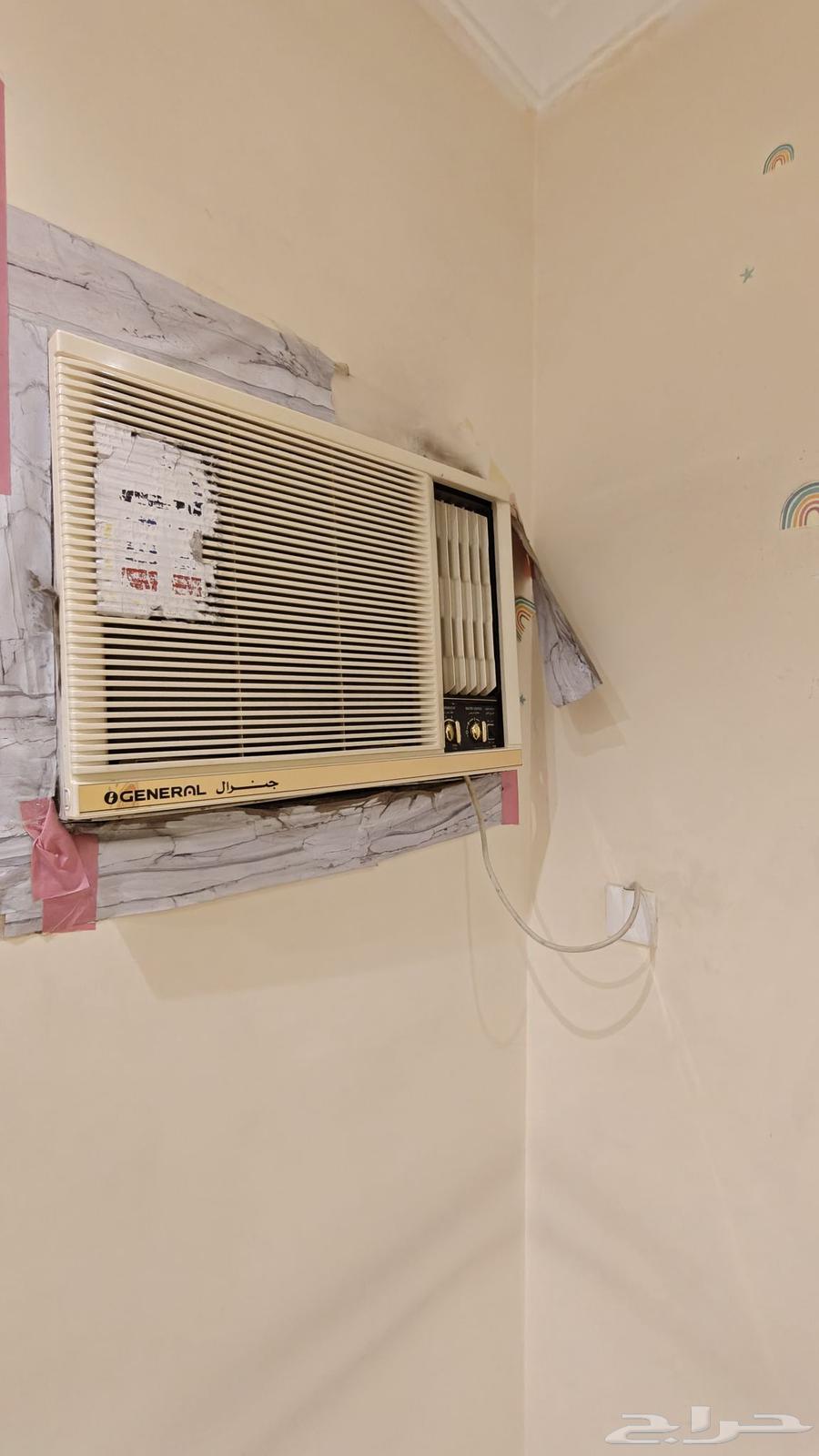 2 Window Air Conditioners Ogeneral64836664206594110