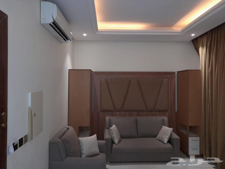 أثاث فندق كامل للبيع ( مكيفات - غرف نوم - اجهزة)64836859059843110