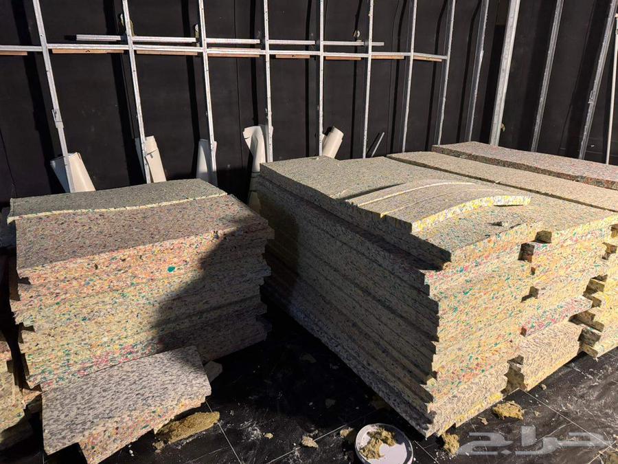 عوازل صوت اسفنج مضغوط وصوف صخري مستعمل للبيع64835613849730113