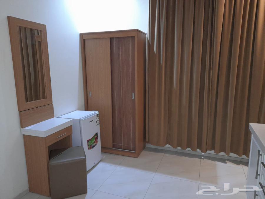 أثاث فندق كامل للبيع ( مكيفات - غرف نوم - اجهزة)64836859059843111