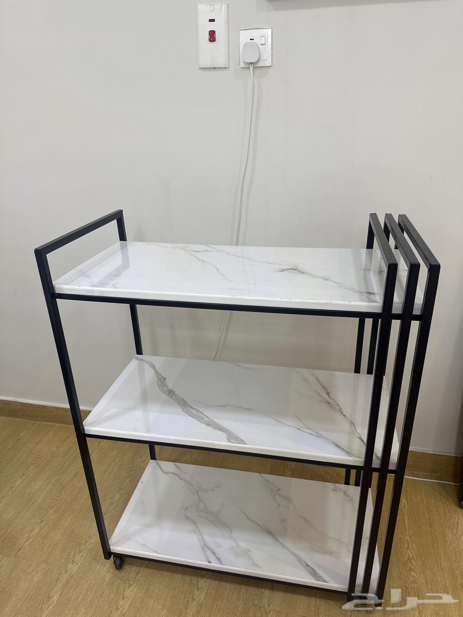 Large table, 4 service tables, and a 3-tier trolley64836898076931113