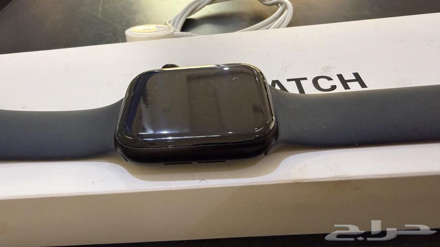 ساعة ابل مقاس 44 se64836754753666110