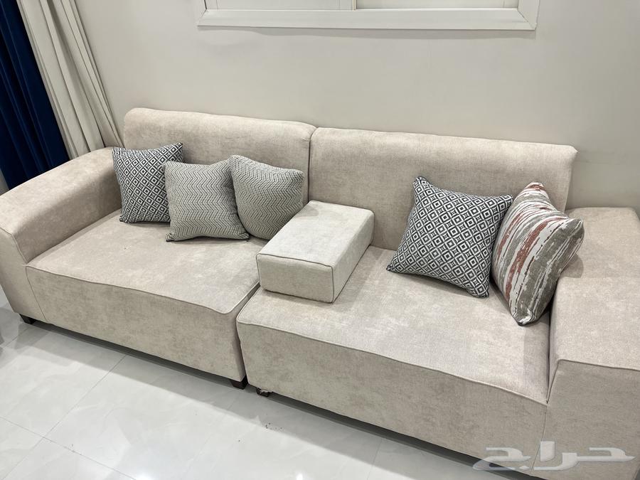 Renovated and Very Clean Sofa64836793800578113