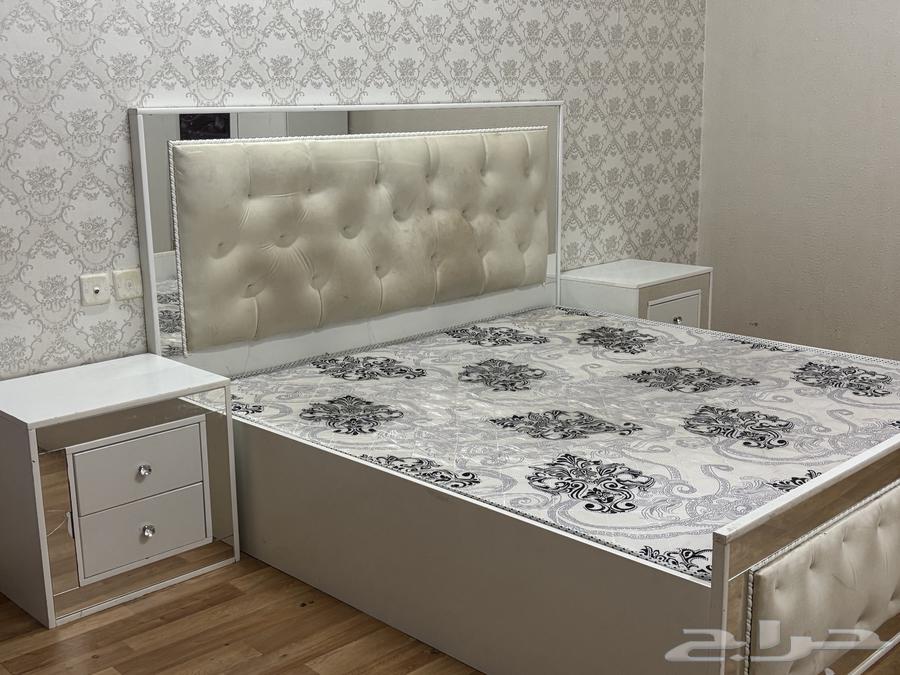 غرفة نوم بدون دولاب64836625024385113