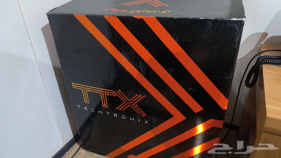 للبيع جهاز كمبيوتر قوى قيمنق (Gaming PC) مع شاشة LG 4K64464069583619114