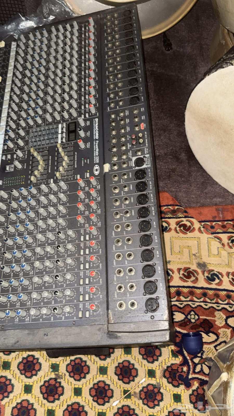 Rent speakers, mixer, and swords for performances and songs64420269858562110