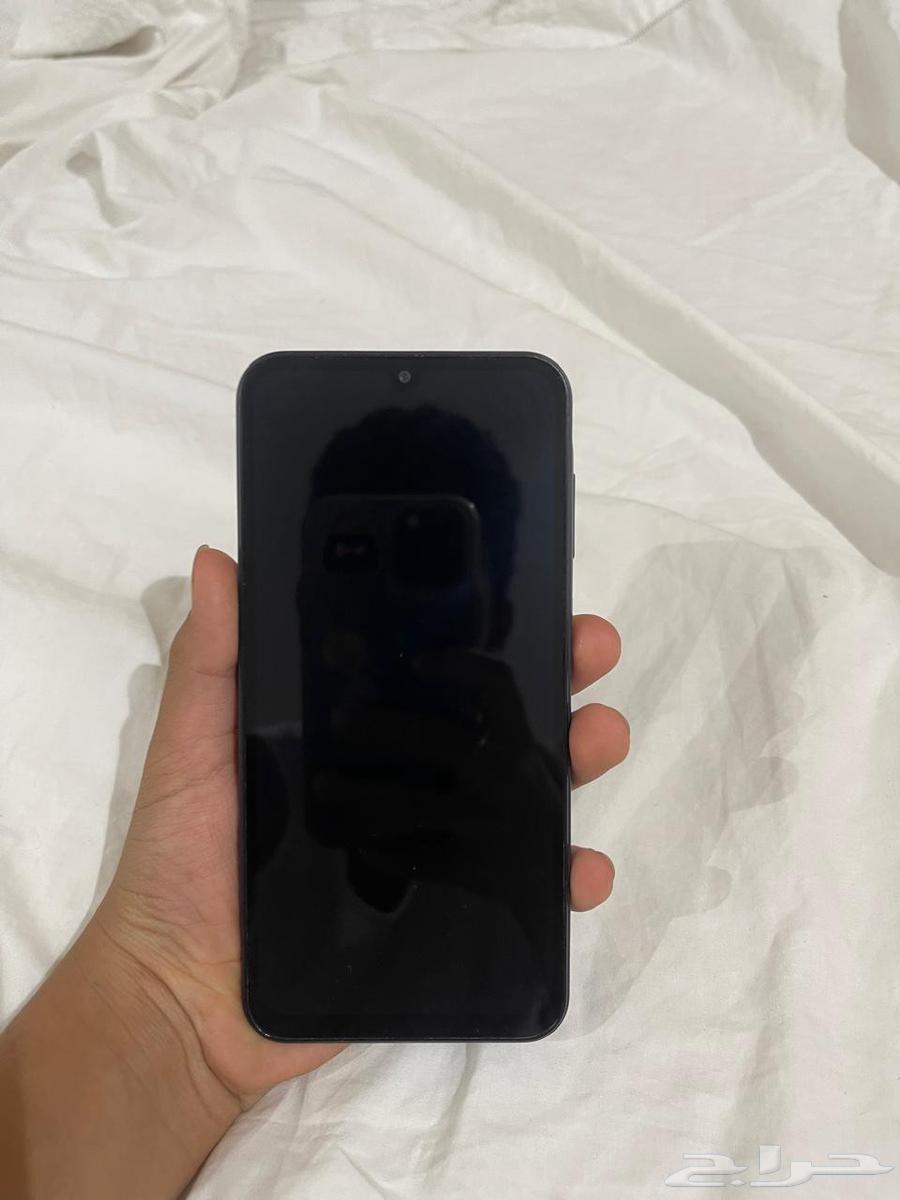 جوال للبيع ولا شي خارب سجسامسونج اي 15 السعر 30064835626709251111