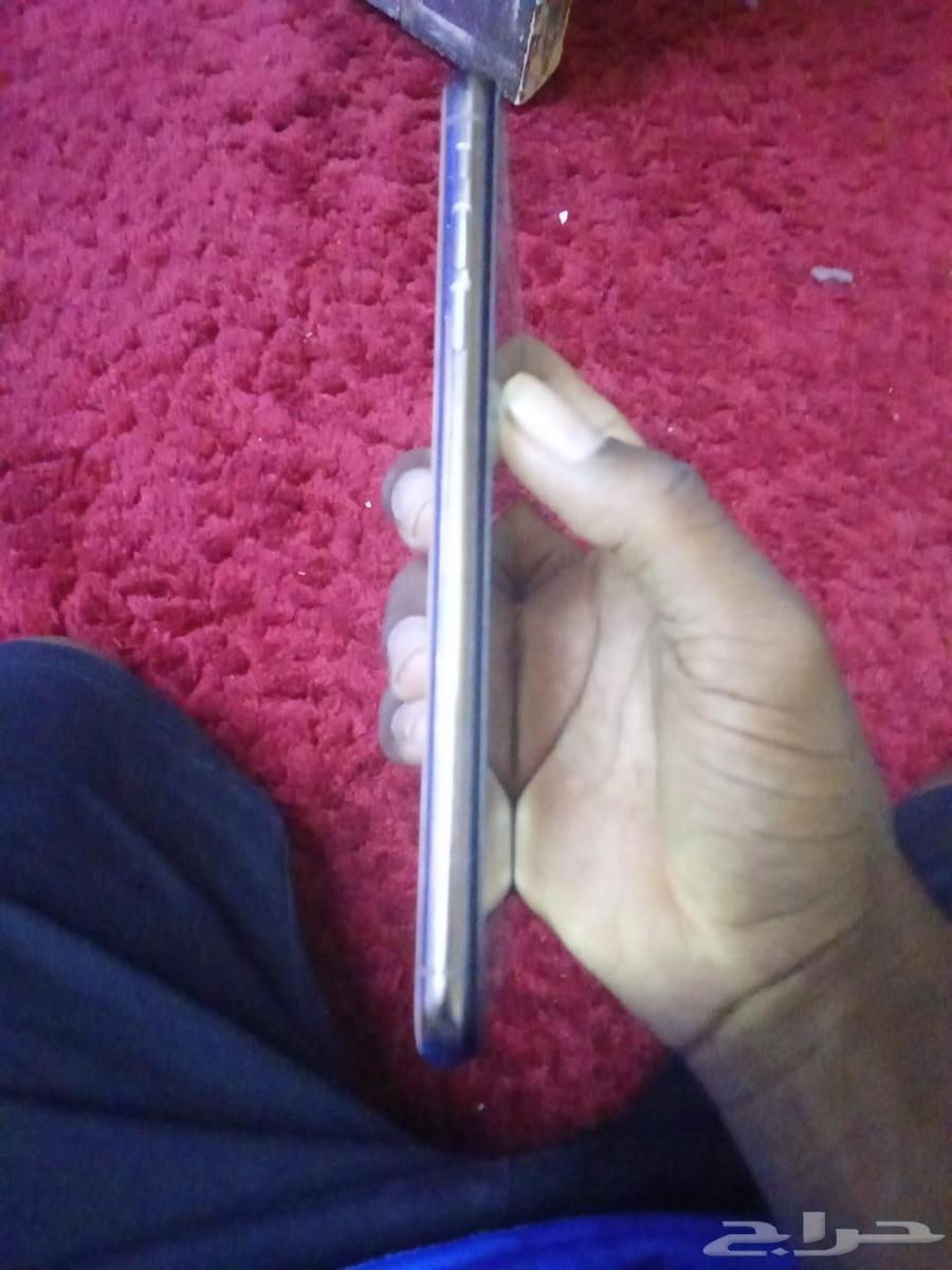 By God, the phone is new; it hasn’t been unlocked yet—the background is just broken.64836651189761111