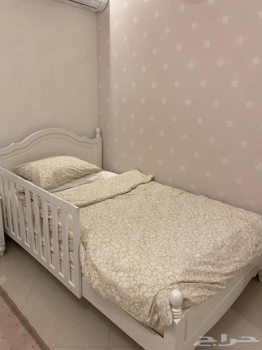 Malaysian Bedroom64836702830210111