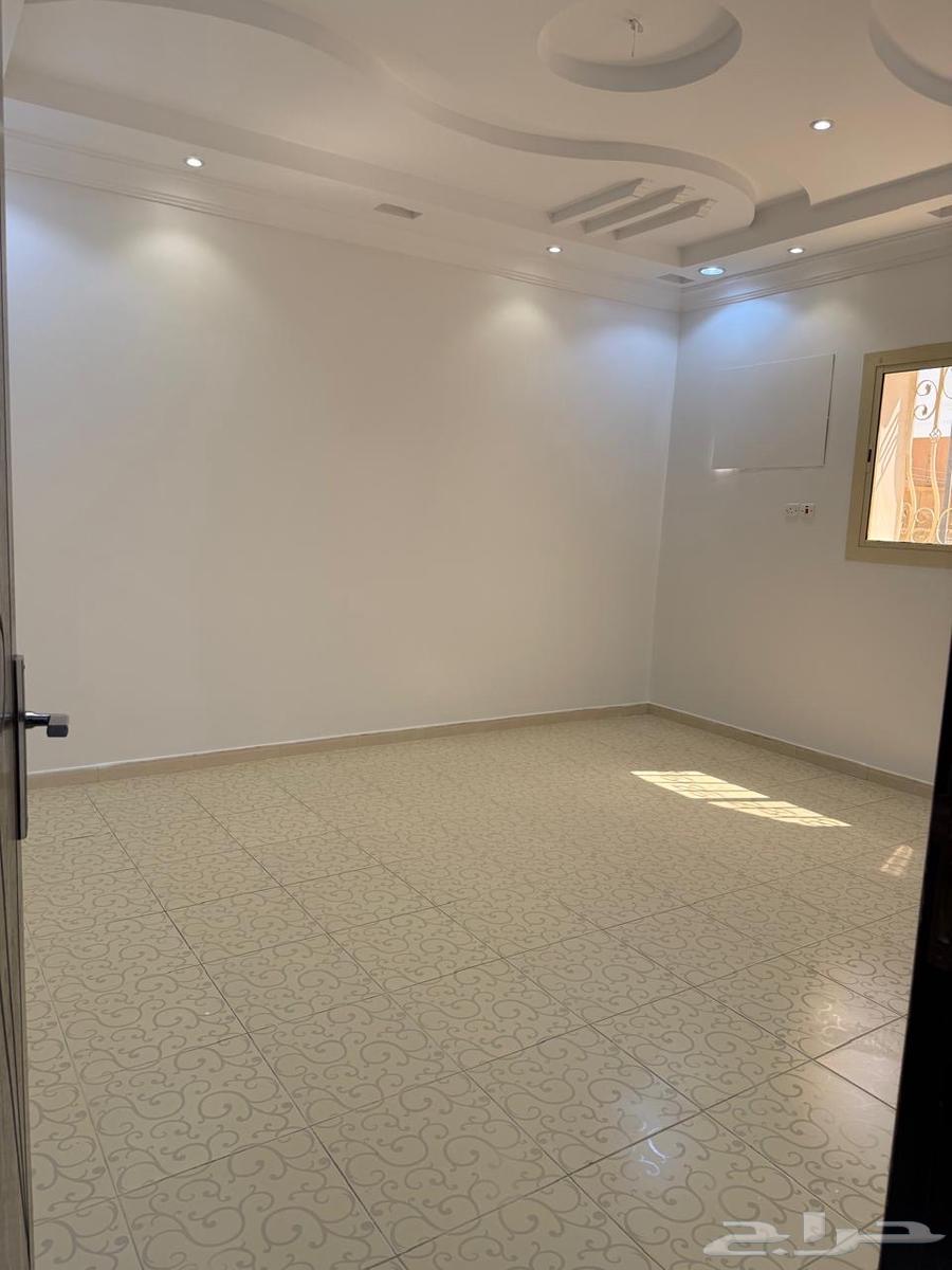 شقة فاخرة للايجار بحي جبرة بالطائف64156894336641111