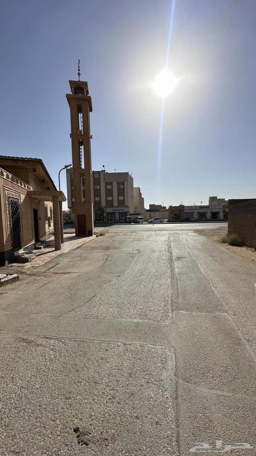 Old traditional house for sale in Al-Shaqah neighborhood with an area of (593 meters)64157530313217113