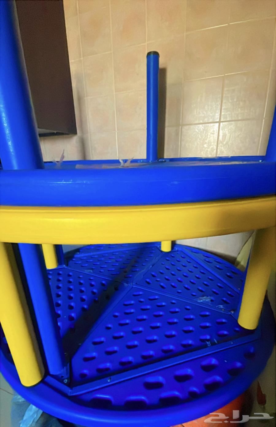 كراسي مدرسه ب50ريالطاولات روضه ب300ريال64511619009411112