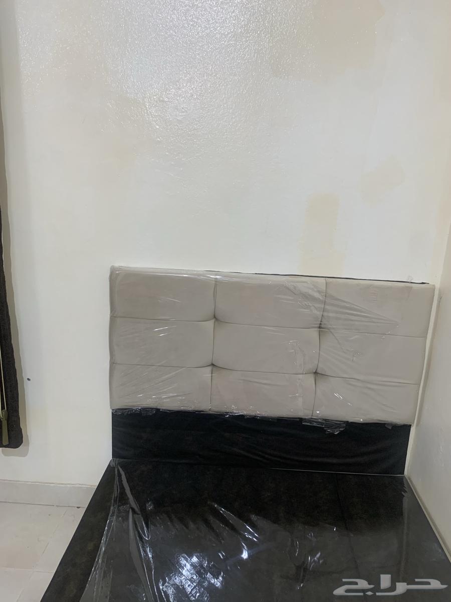 سرير مع مرتبة للبيع64444727732995114