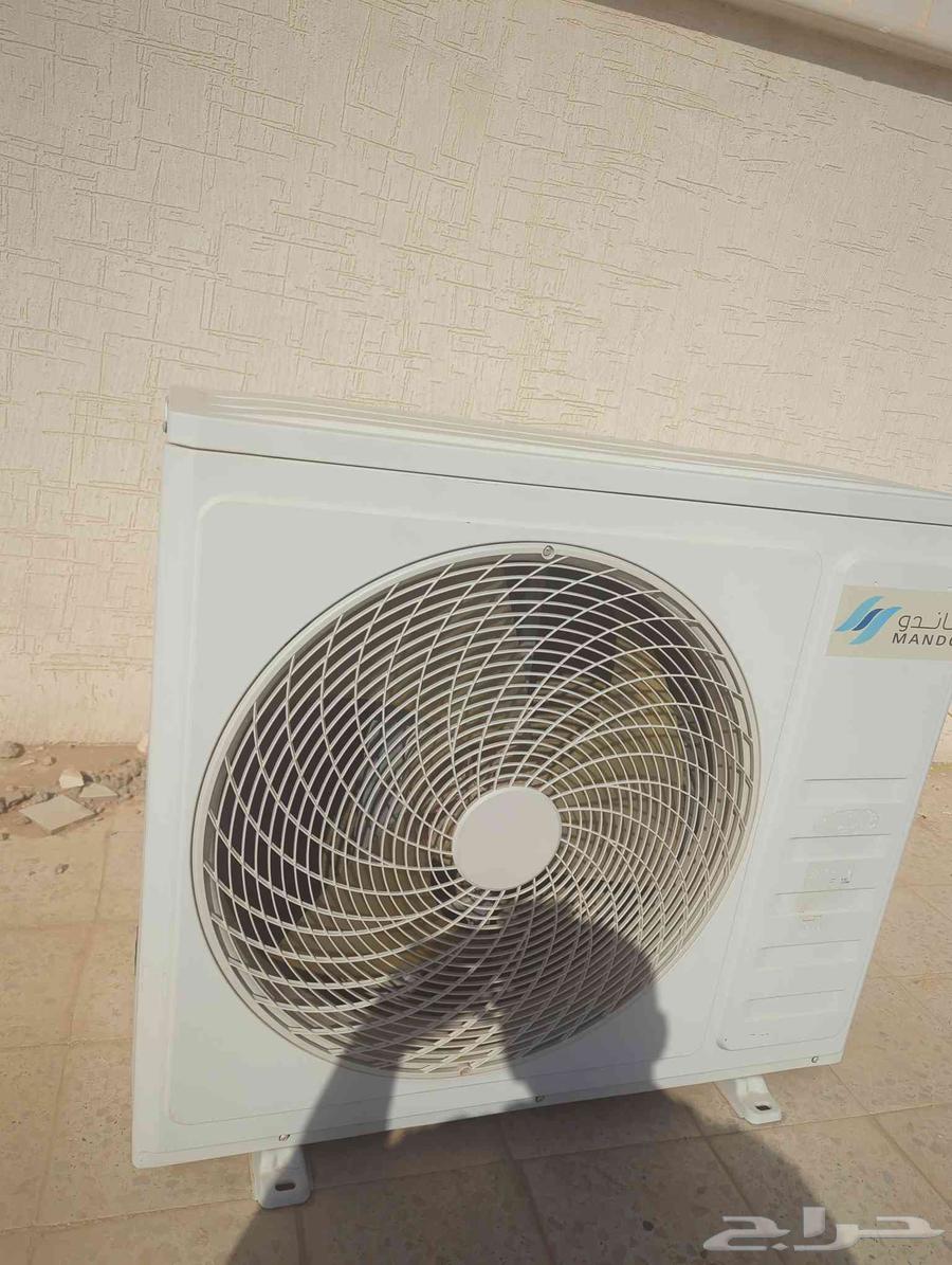 مكيف اسبلت ماندو 24مستعمل بدون ريموت نضيف جدا ع الشرط64492067277953112