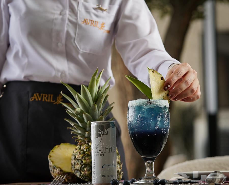 مصور اخصائي فيديو غرافر64194357692931110