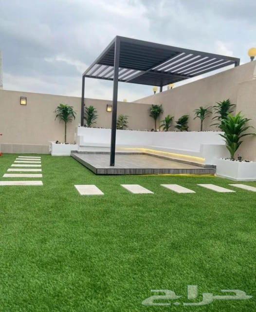 Sessions with grass accessories and decorations for contact64194573505923112