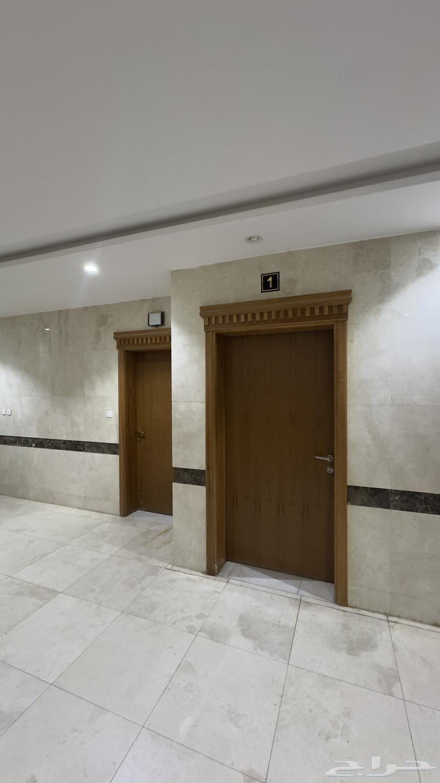 شقة للاجار حي الفضيلة(الخمره)64158364242818111