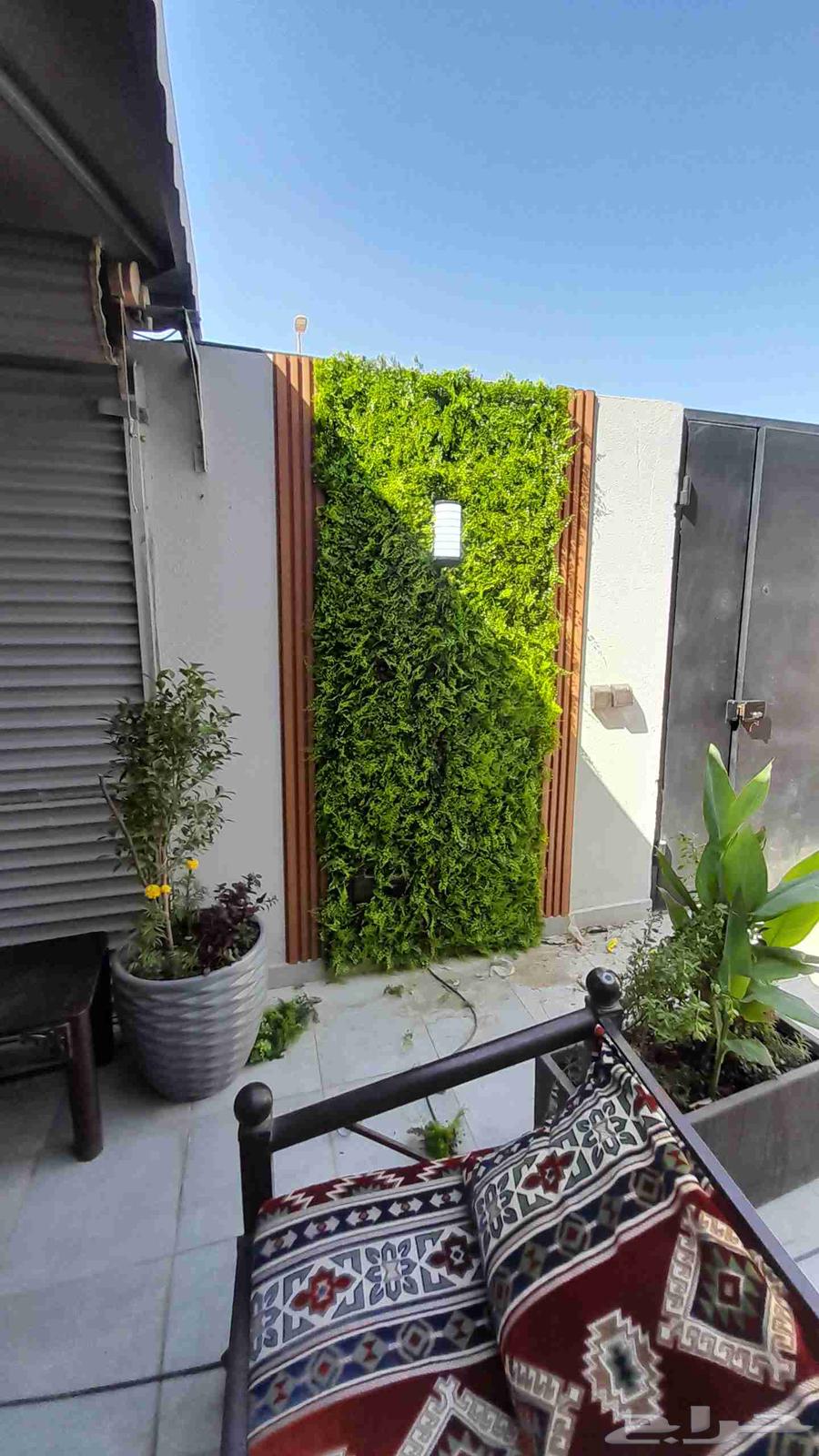 ترتيب الجداري والصناعي64195691887874113