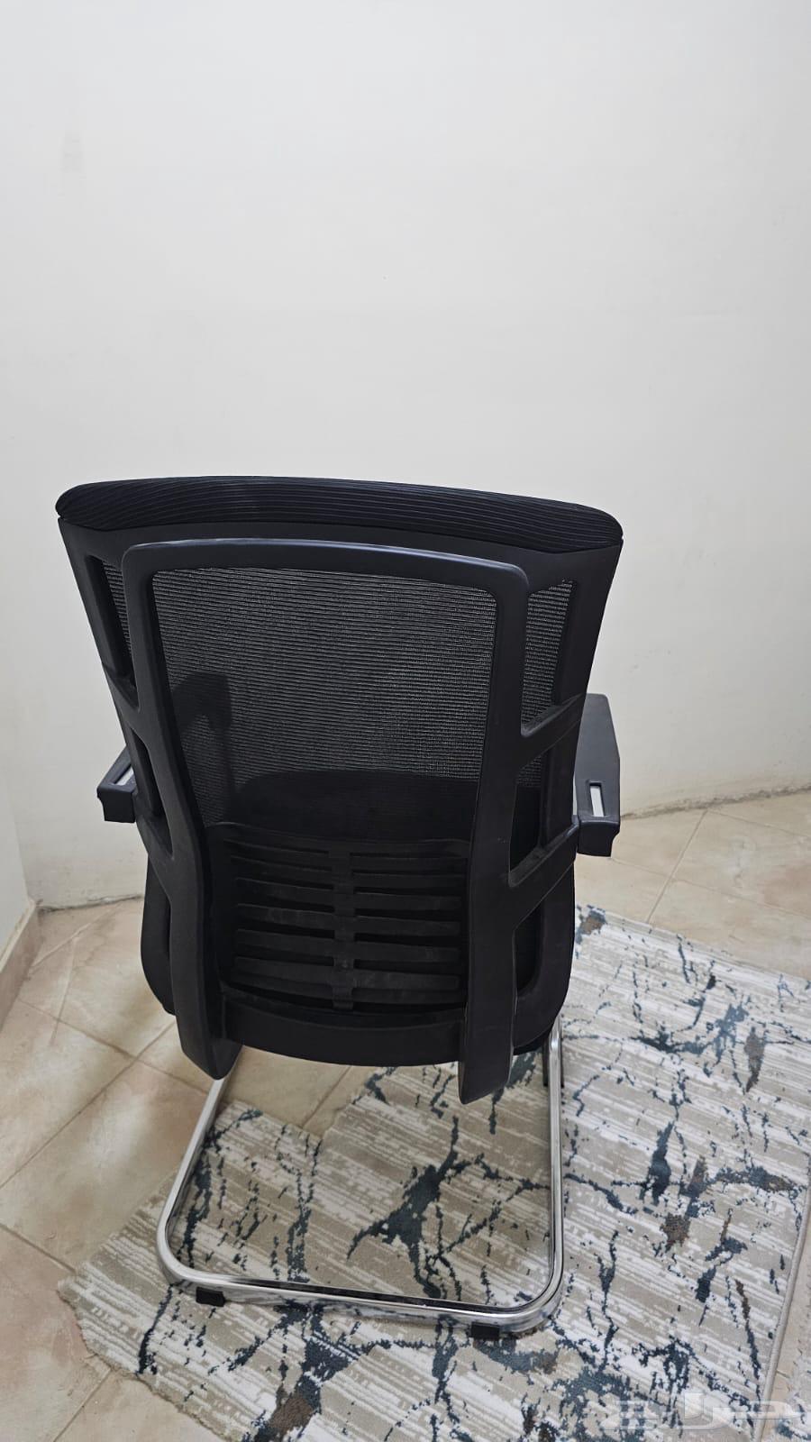 كرسي مكتبي بدون عجلات64447997712385112