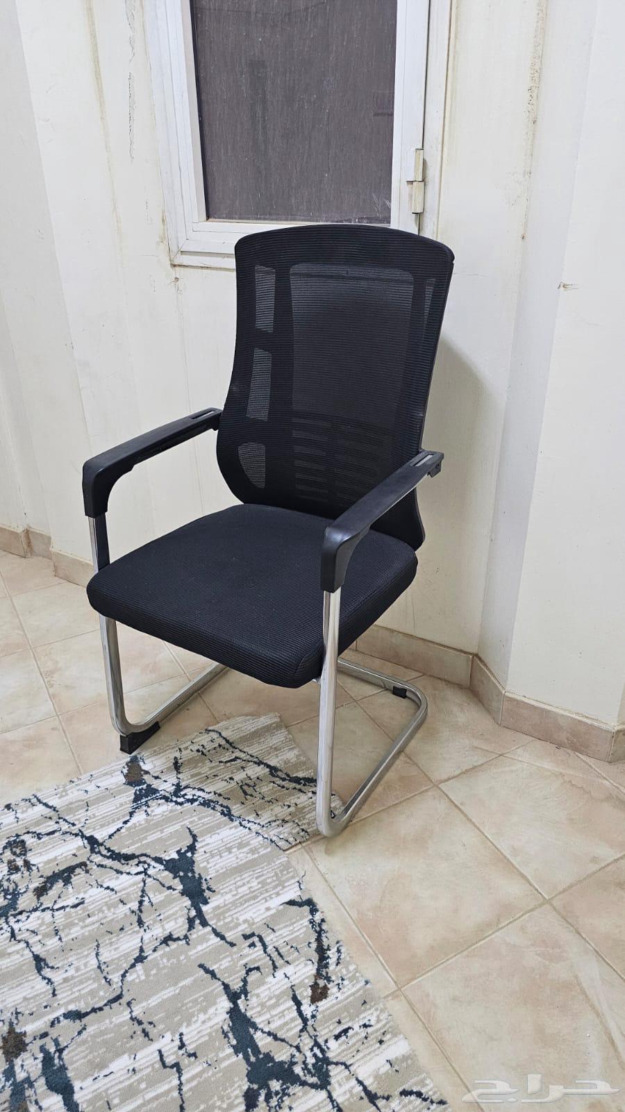 كرسي مكتبي بدون عجلات64447997712385110