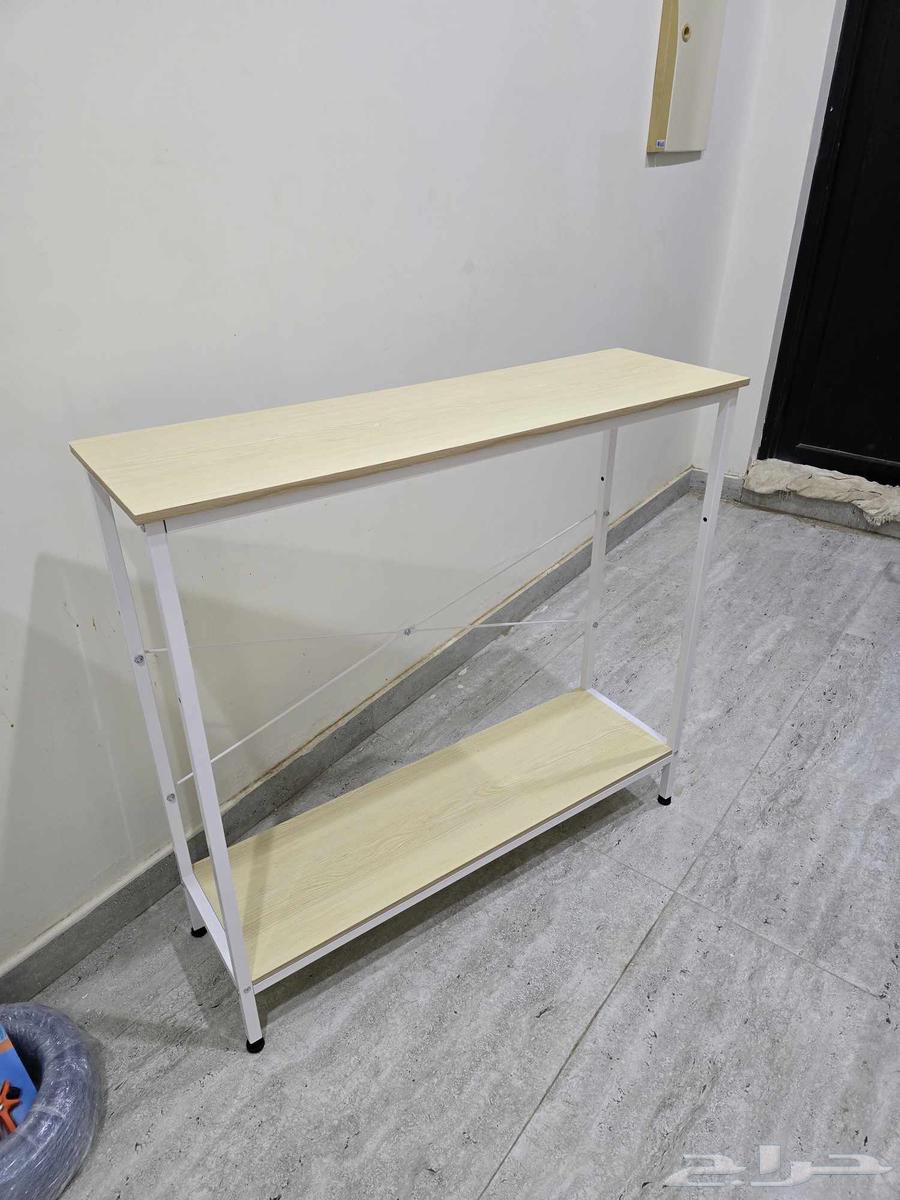 طاولة مستعملة شبه جديدة64620767392131110