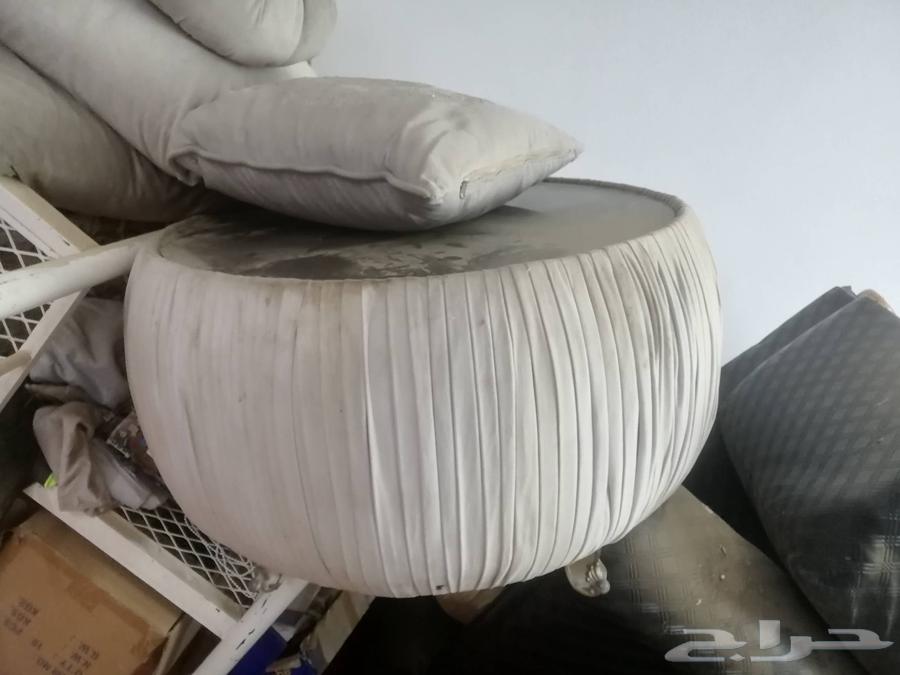 طقم جلوس 3 كنبات مقاس واحد معه اثنين طربيزة64665117710977113