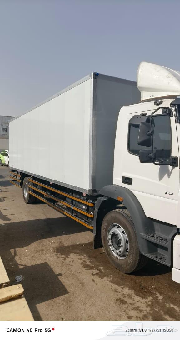 Insulation boxes for vans, trucks and trailers64166415656705112