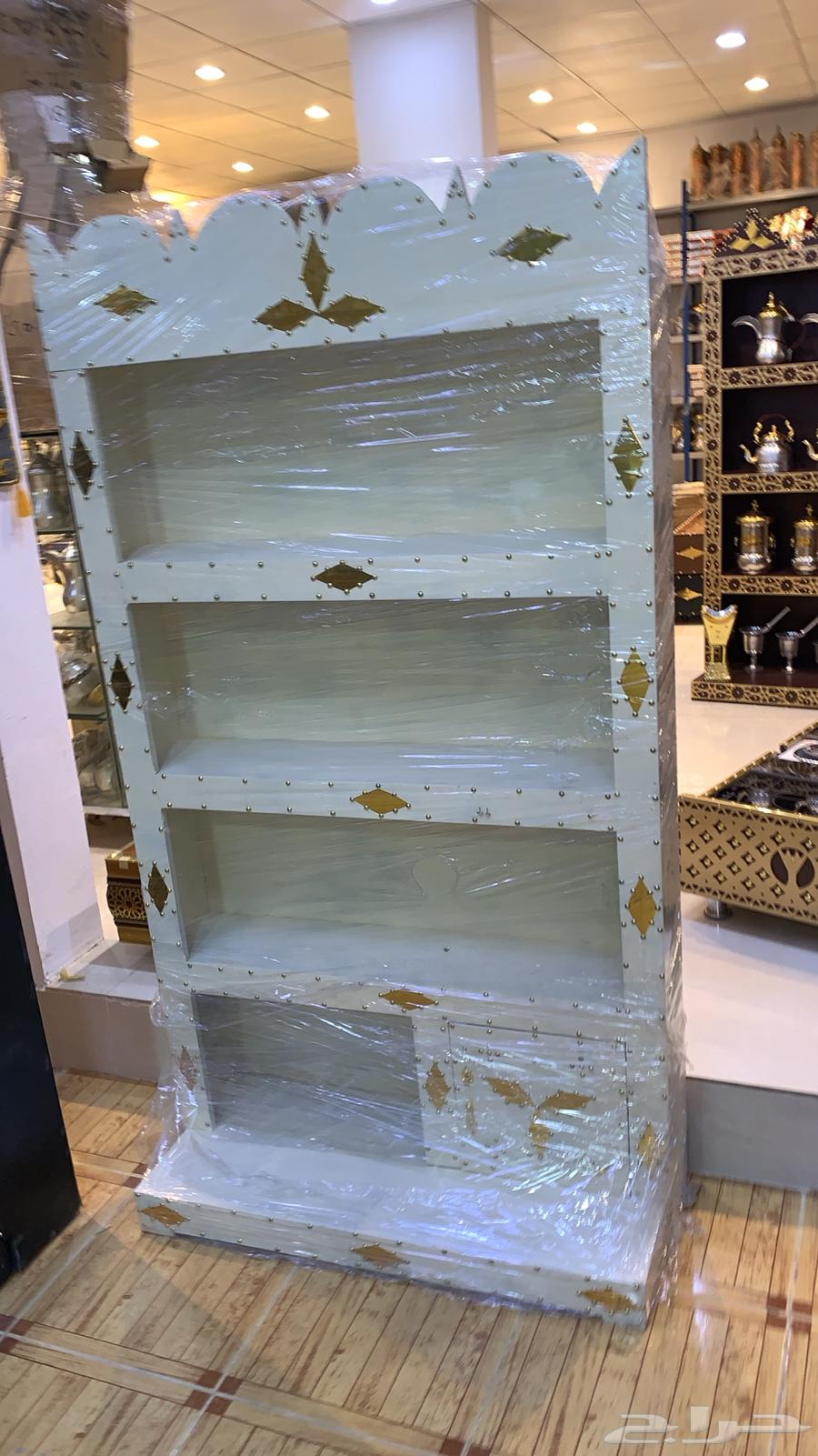 دواليب ومنقل للمشبات64489738484226112