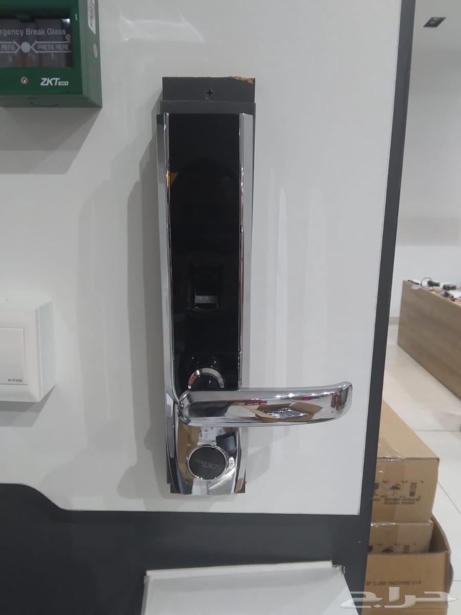 Surveillance Cameras and Alarm Devices64198893026689111