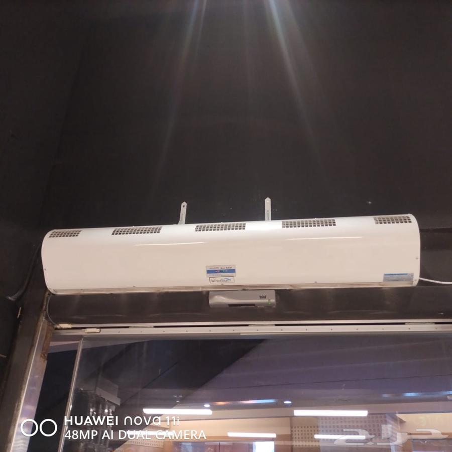 فني تركيب ستاير ستائر هوائية64198685804419110