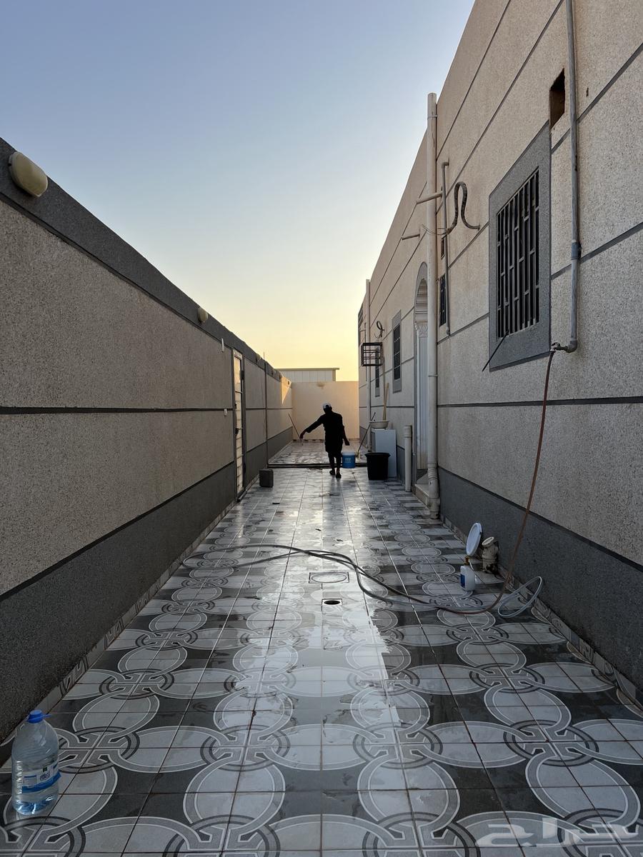 For sale, a house and a back apartment in Al-Taawun neighborhood, Tabuk64148251731202114
