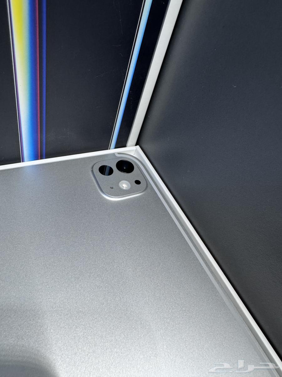 ايباد برو 11 انش M4 سعة 256 واي فاي مستخدم بطاريه 100 ب295064433953451137112