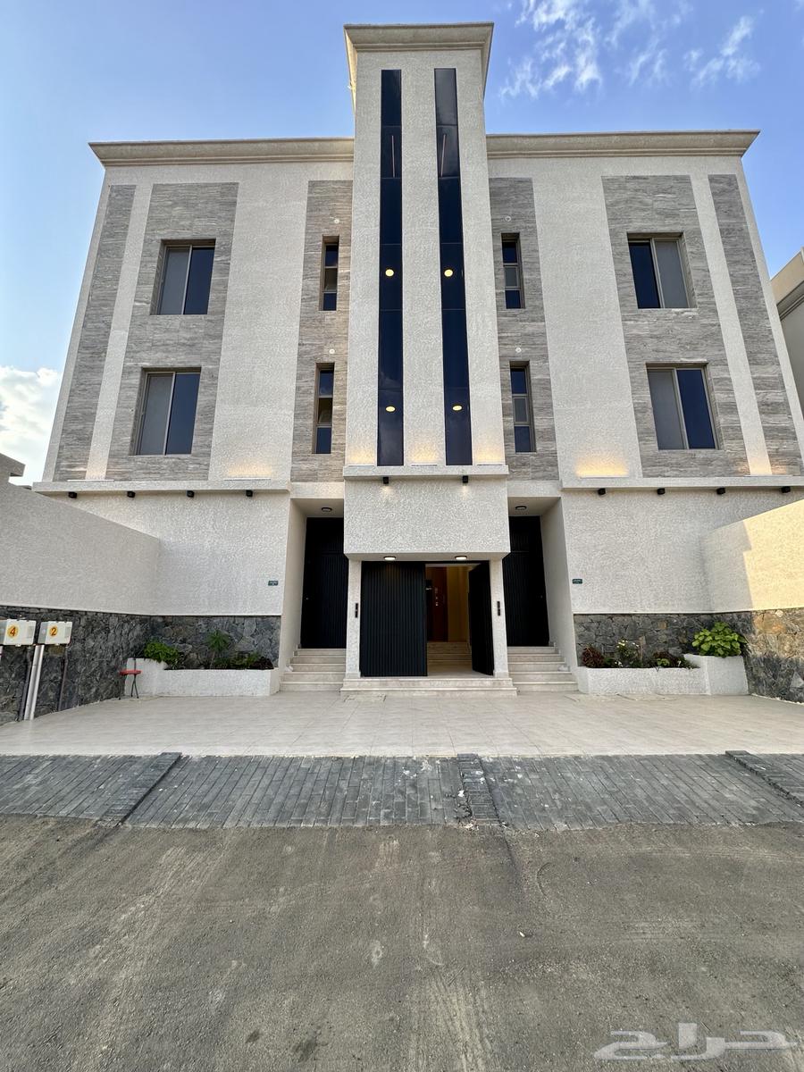 للبيع شقق علويه بسطح خاص ومصعد قرب كبرى باحص470الف64158969597057110