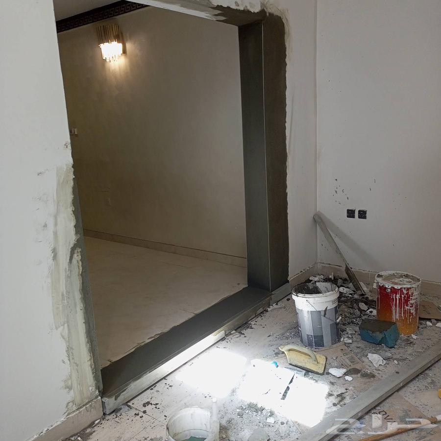 Tile installation and sealing expert64198225868161111