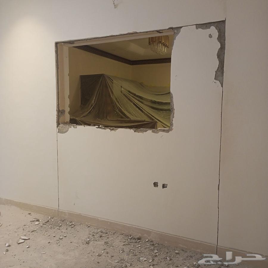 Tile installation and sealing expert64198225868161113