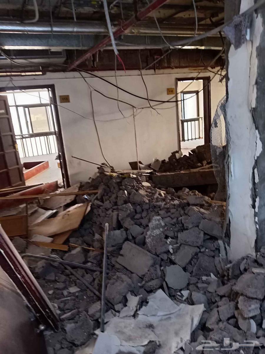 Breaking walls64198009337859112