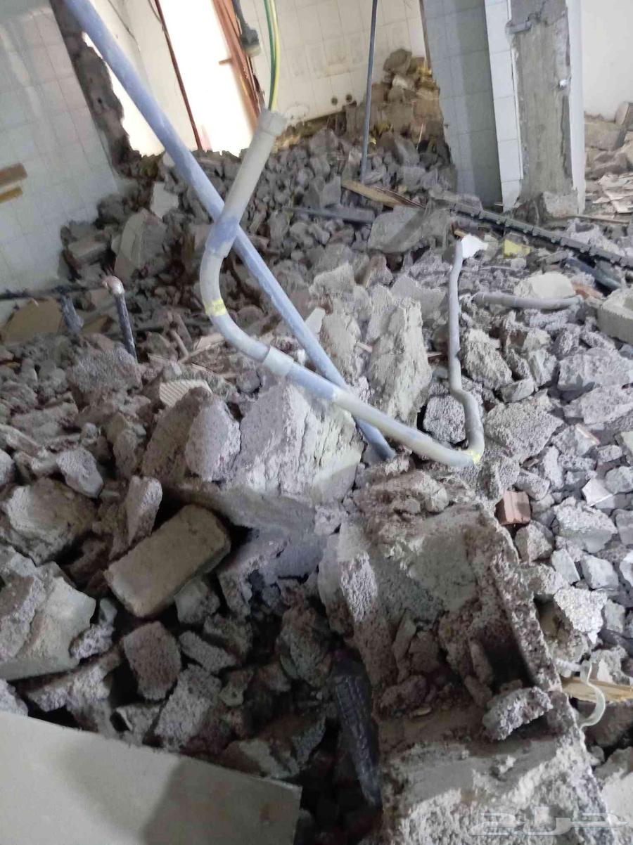 Breaking walls64198009337859111