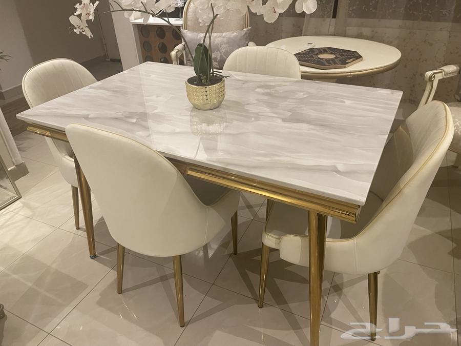 Modern American Billiard Table, Two Chairs, and Miscellaneous Items64619917707522110