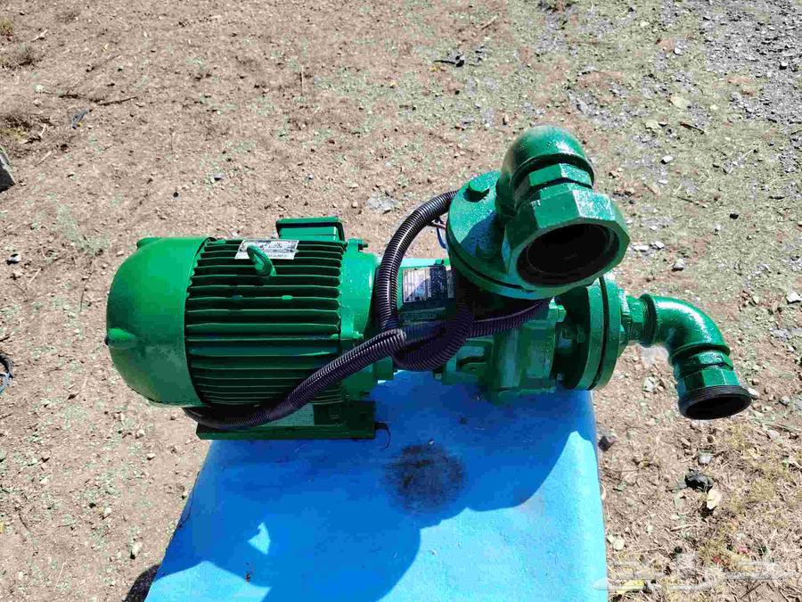 مضخة ماء إيطالي أصلي 7.5 حصان64596079675137110