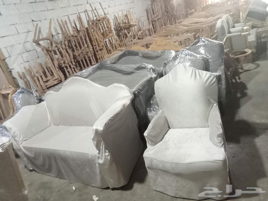 تنجيد وتجديد ويوجد تفصيل الكسوه حفاظا علي الكتب من الأتربة64570462685314110