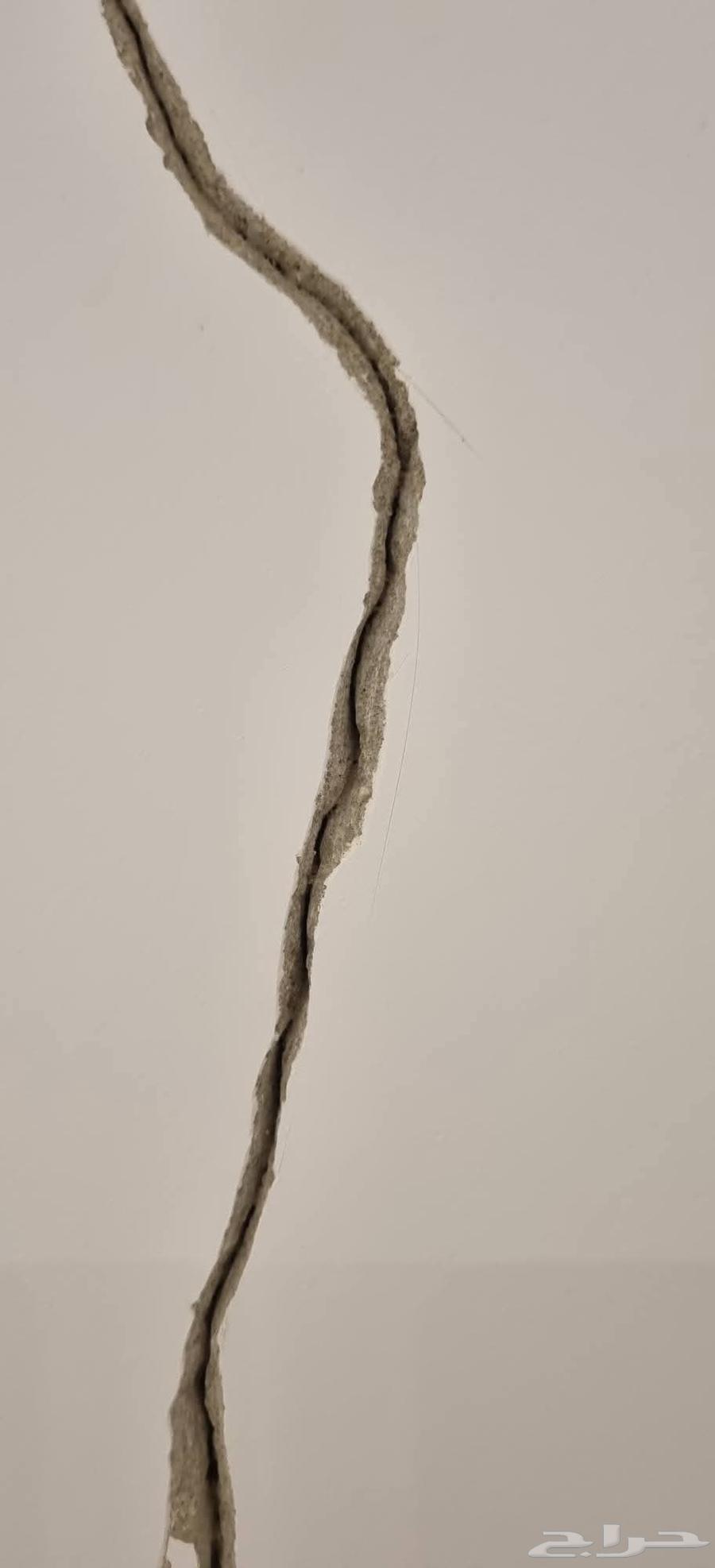 معلم مصري دهانات وديكورات ومعالجة الشروخ64197810358657110